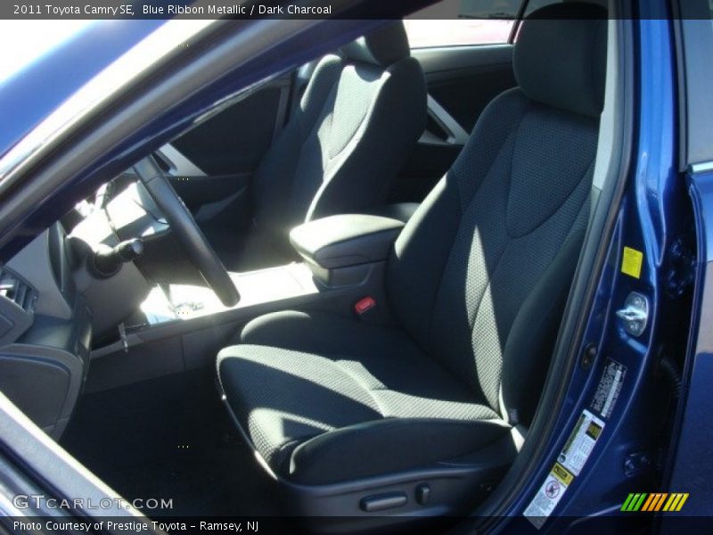 Blue Ribbon Metallic / Dark Charcoal 2011 Toyota Camry SE