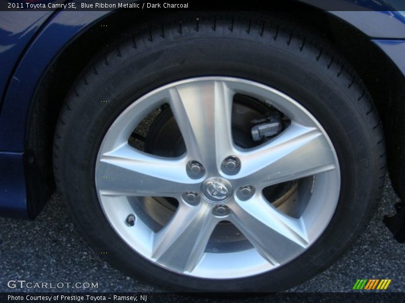 Blue Ribbon Metallic / Dark Charcoal 2011 Toyota Camry SE