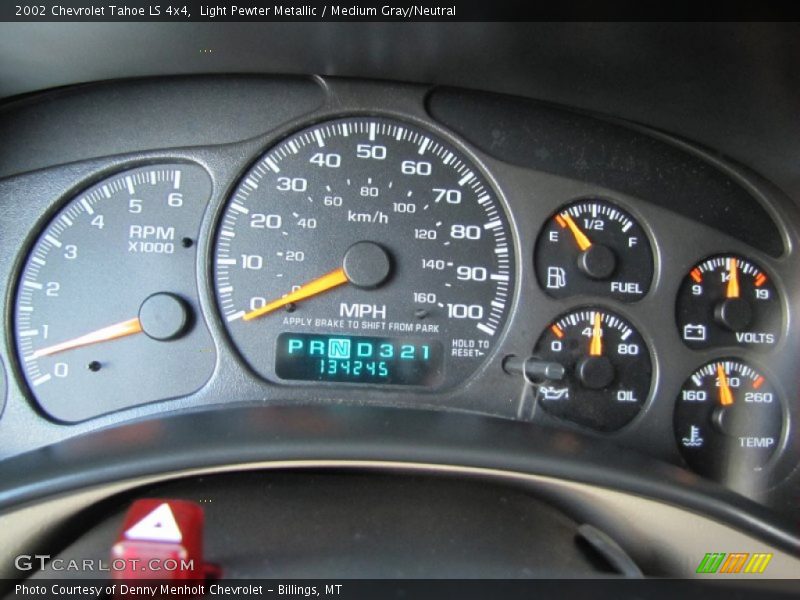Light Pewter Metallic / Medium Gray/Neutral 2002 Chevrolet Tahoe LS 4x4