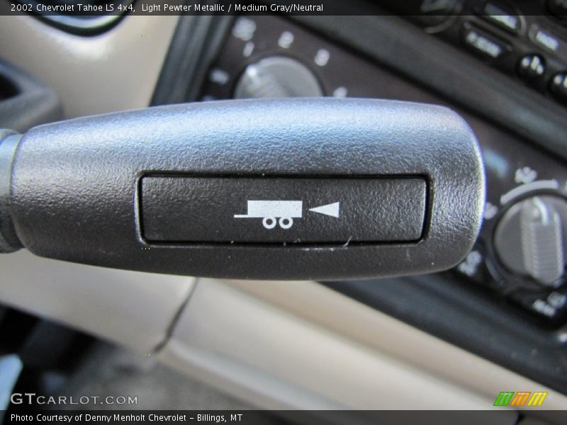 Light Pewter Metallic / Medium Gray/Neutral 2002 Chevrolet Tahoe LS 4x4