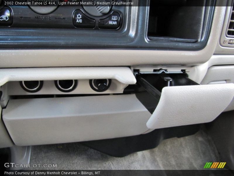 Light Pewter Metallic / Medium Gray/Neutral 2002 Chevrolet Tahoe LS 4x4