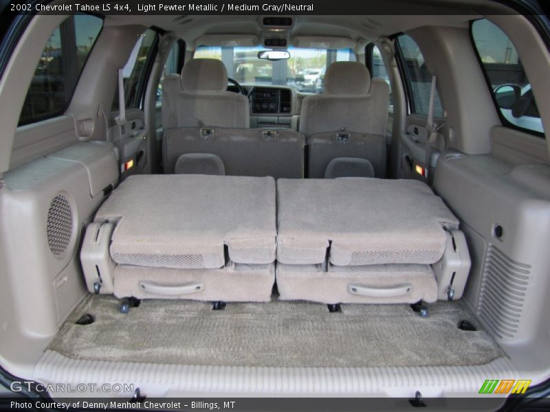 Light Pewter Metallic / Medium Gray/Neutral 2002 Chevrolet Tahoe LS 4x4
