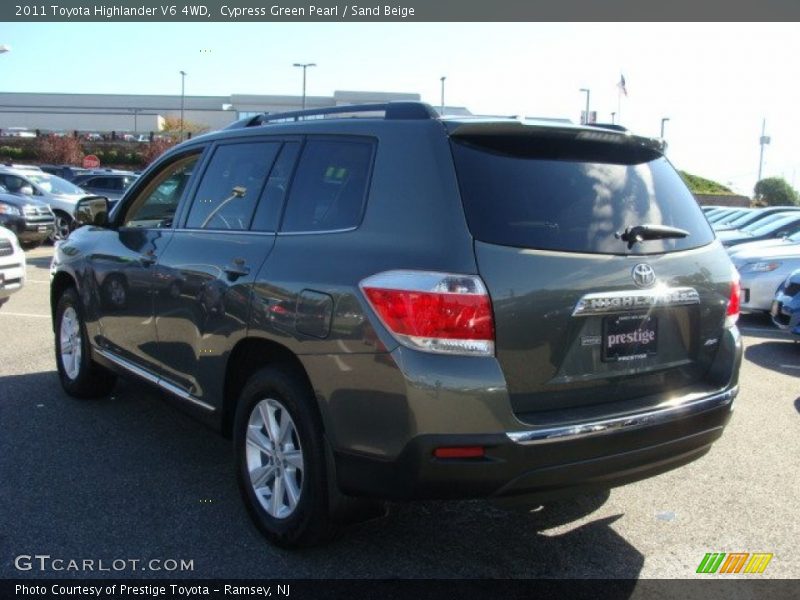 Cypress Green Pearl / Sand Beige 2011 Toyota Highlander V6 4WD