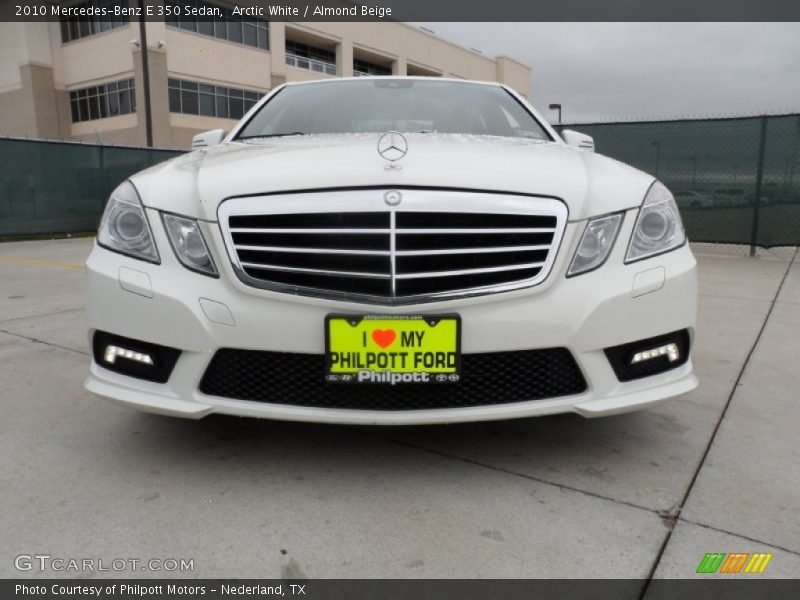 Arctic White / Almond Beige 2010 Mercedes-Benz E 350 Sedan