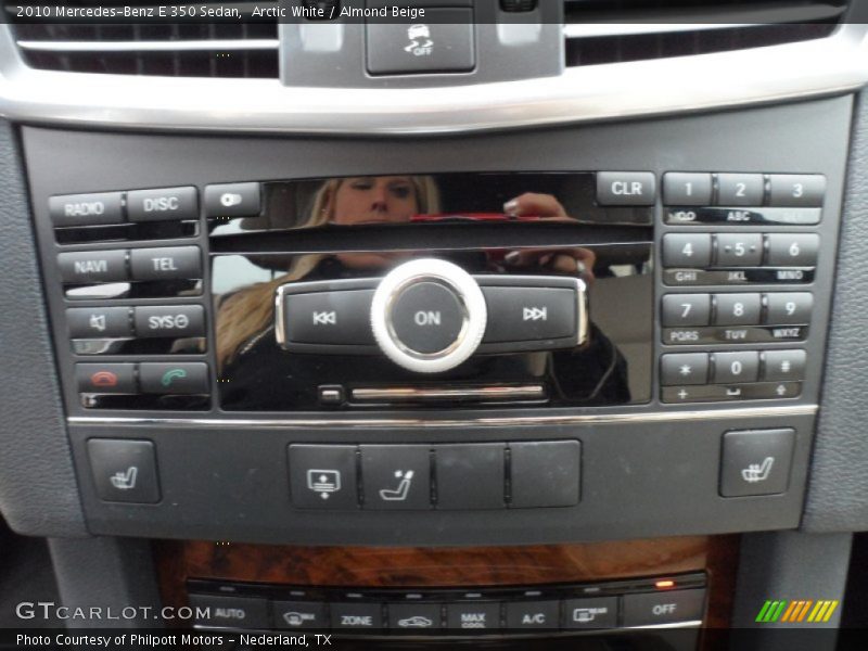 Arctic White / Almond Beige 2010 Mercedes-Benz E 350 Sedan