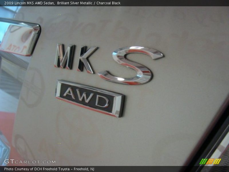 Brilliant Silver Metallic / Charcoal Black 2009 Lincoln MKS AWD Sedan