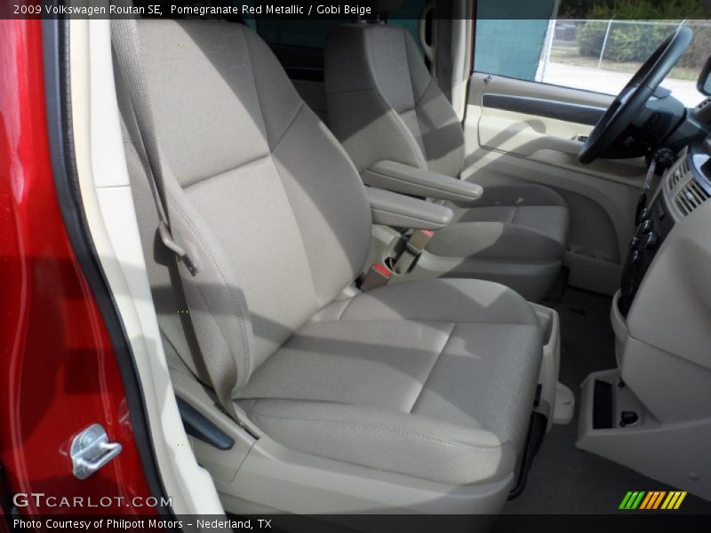 Pomegranate Red Metallic / Gobi Beige 2009 Volkswagen Routan SE