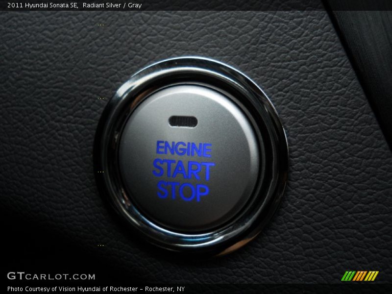 Radiant Silver / Gray 2011 Hyundai Sonata SE