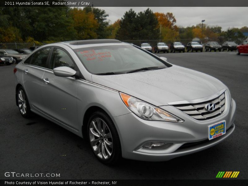 Radiant Silver / Gray 2011 Hyundai Sonata SE