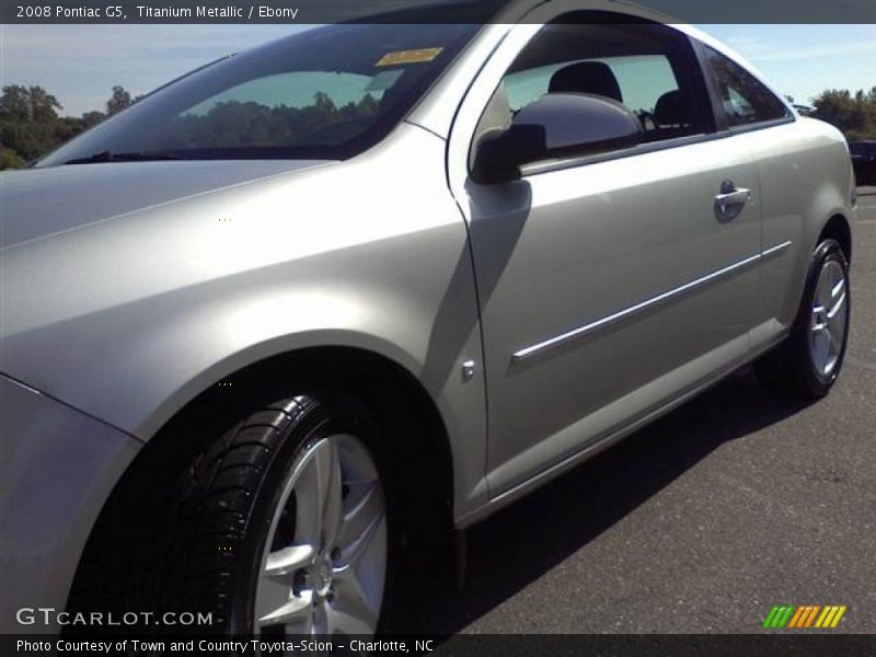 Titanium Metallic / Ebony 2008 Pontiac G5