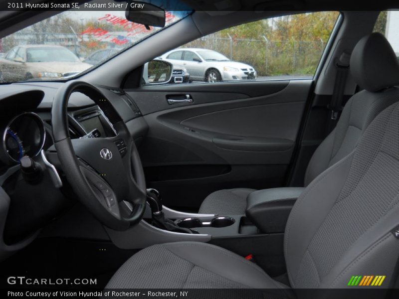 Radiant Silver / Gray 2011 Hyundai Sonata SE