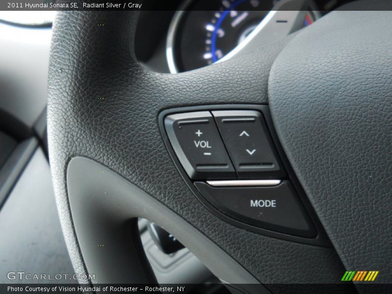 Radiant Silver / Gray 2011 Hyundai Sonata SE