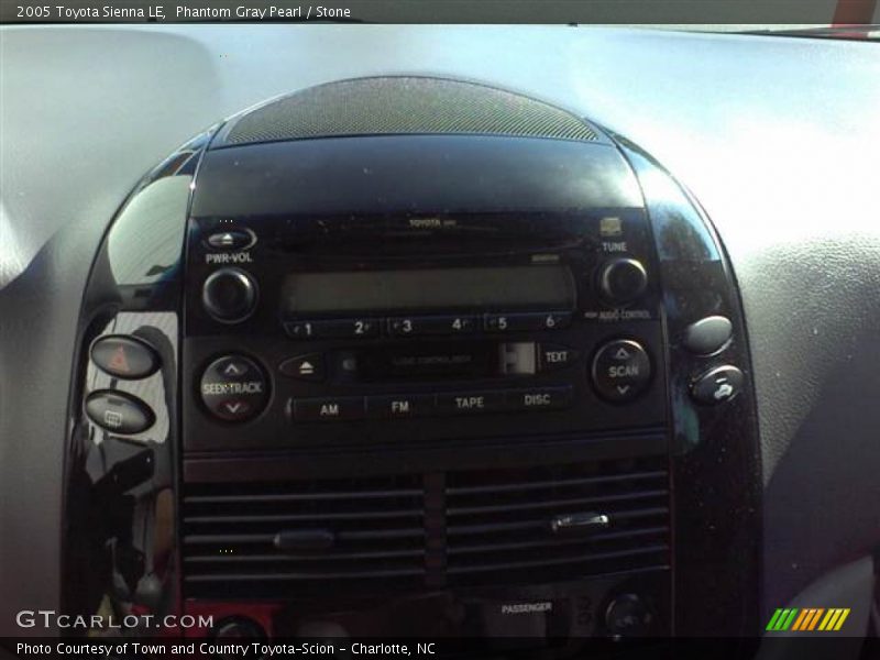 Phantom Gray Pearl / Stone 2005 Toyota Sienna LE