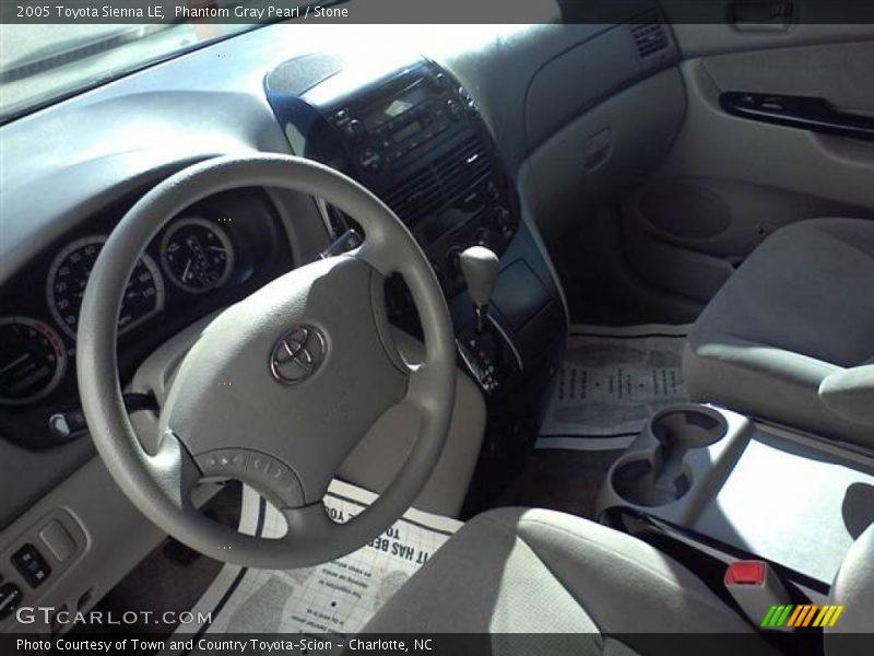 Phantom Gray Pearl / Stone 2005 Toyota Sienna LE