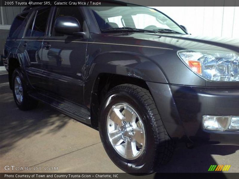 Galactic Gray Mica / Taupe 2005 Toyota 4Runner SR5