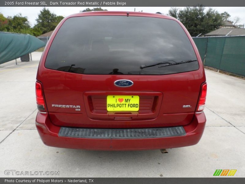 Dark Toreador Red Metallic / Pebble Beige 2005 Ford Freestar SEL