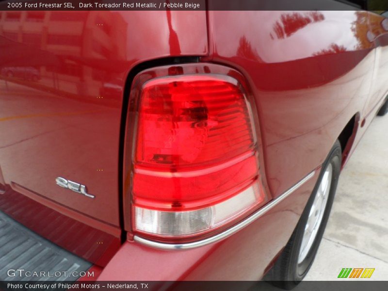Dark Toreador Red Metallic / Pebble Beige 2005 Ford Freestar SEL