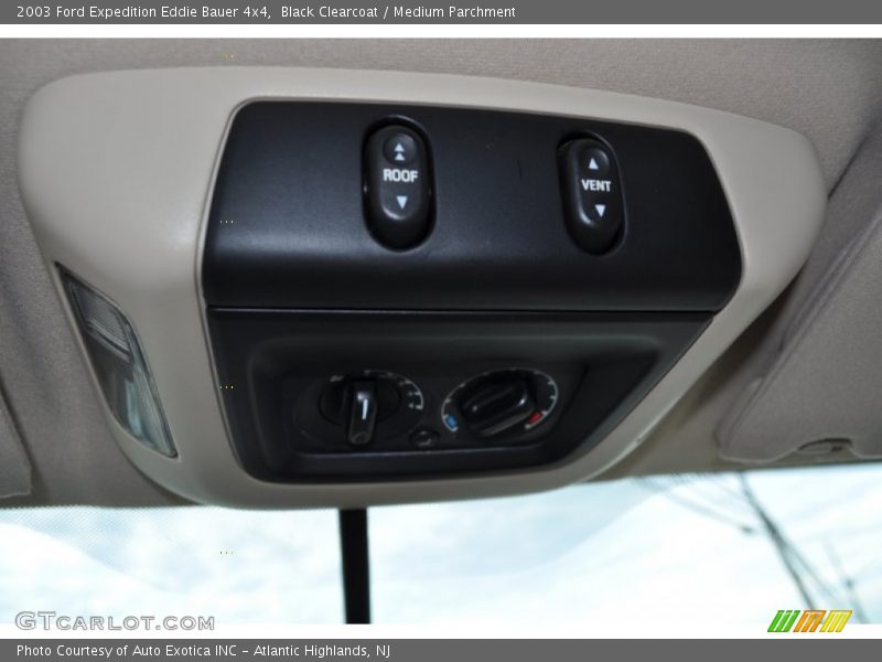 Black Clearcoat / Medium Parchment 2003 Ford Expedition Eddie Bauer 4x4