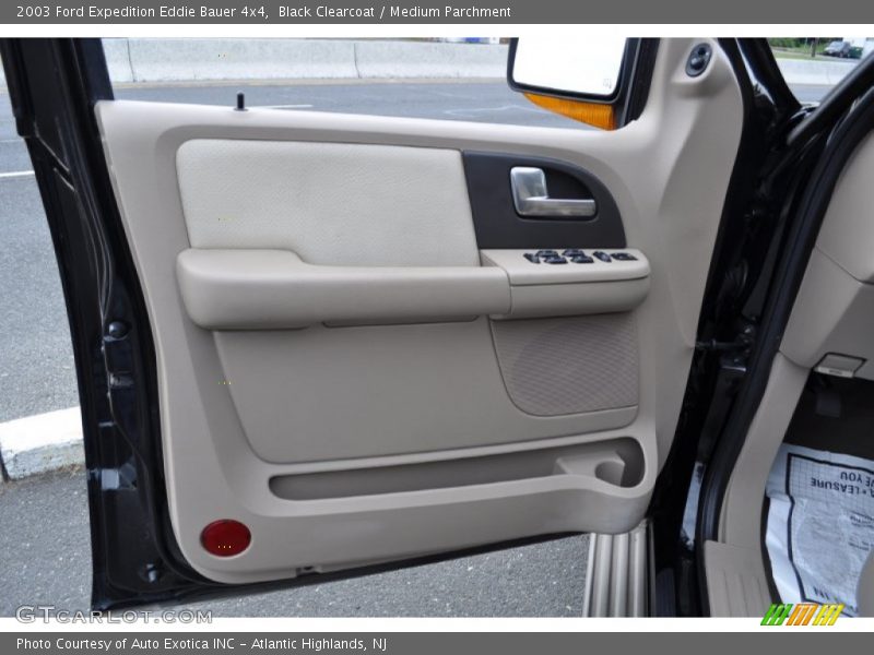 Black Clearcoat / Medium Parchment 2003 Ford Expedition Eddie Bauer 4x4