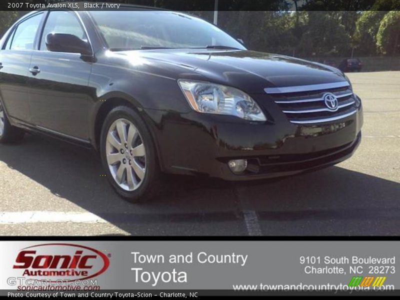Black / Ivory 2007 Toyota Avalon XLS