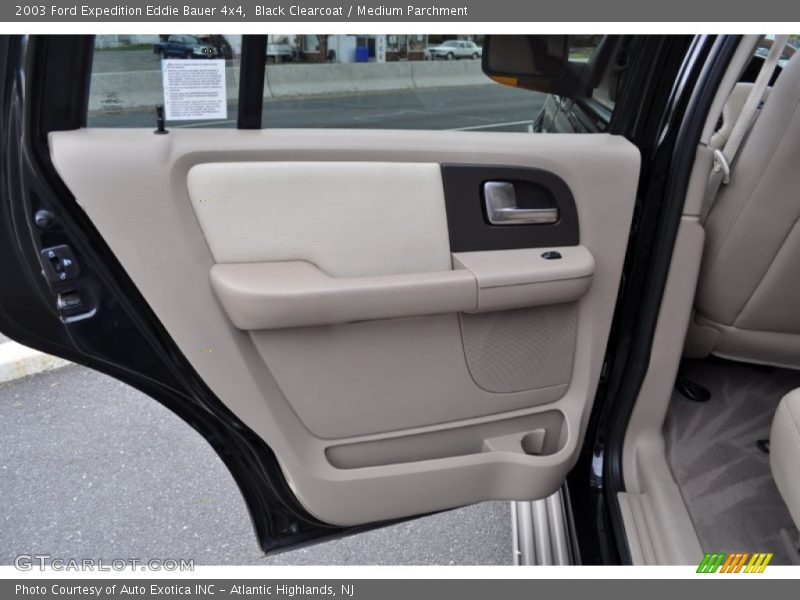 Black Clearcoat / Medium Parchment 2003 Ford Expedition Eddie Bauer 4x4