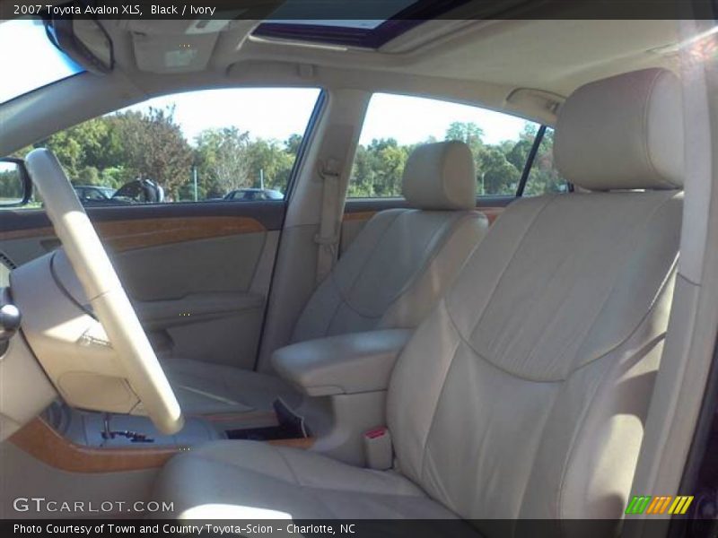 Black / Ivory 2007 Toyota Avalon XLS