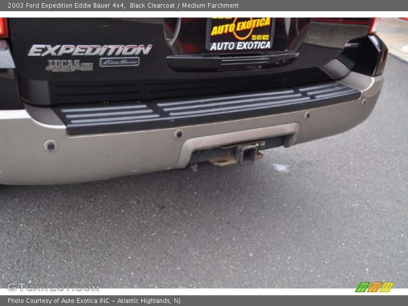 Black Clearcoat / Medium Parchment 2003 Ford Expedition Eddie Bauer 4x4