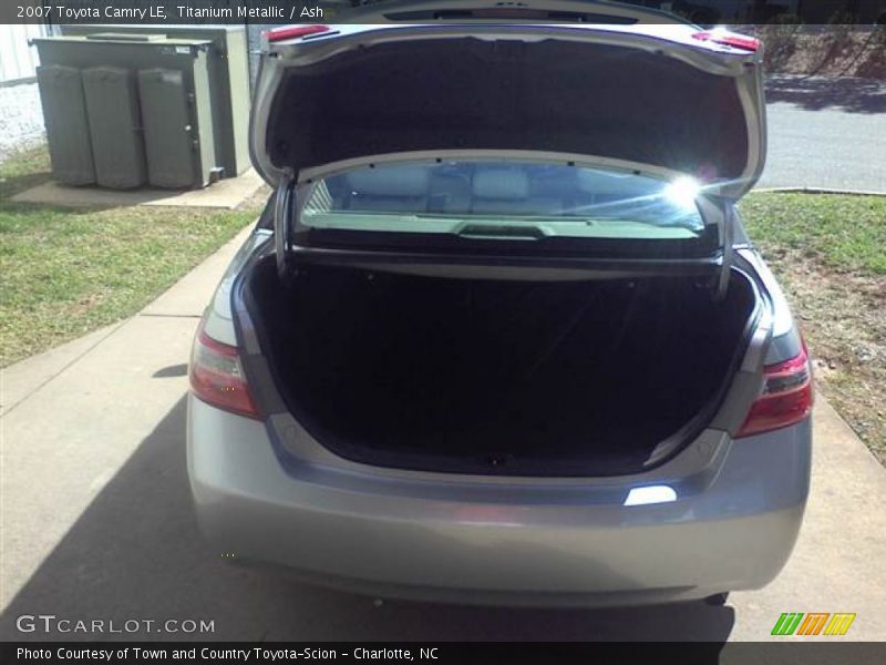 Titanium Metallic / Ash 2007 Toyota Camry LE