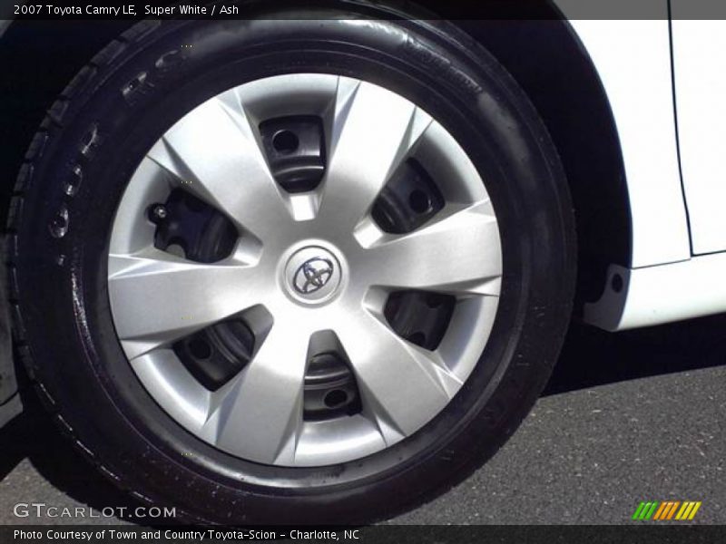 Super White / Ash 2007 Toyota Camry LE