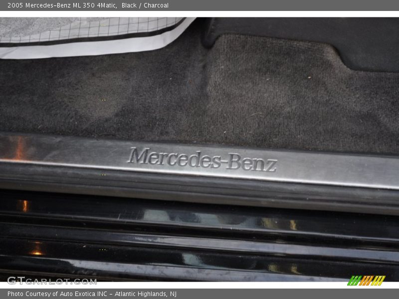 Black / Charcoal 2005 Mercedes-Benz ML 350 4Matic