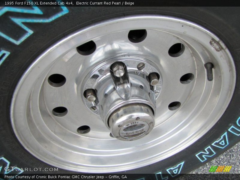 Electric Currant Red Pearl / Beige 1995 Ford F150 XL Extended Cab 4x4