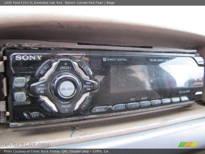 Electric Currant Red Pearl / Beige 1995 Ford F150 XL Extended Cab 4x4