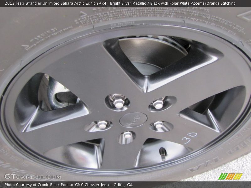  2012 Wrangler Unlimited Sahara Arctic Edition 4x4 Wheel