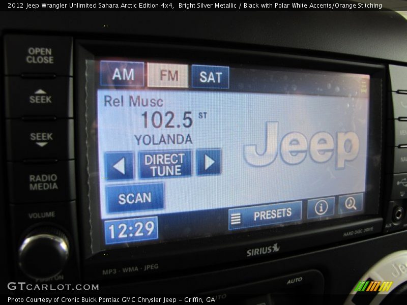 Controls of 2012 Wrangler Unlimited Sahara Arctic Edition 4x4