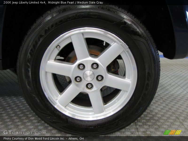 Midnight Blue Pearl / Medium Slate Gray 2006 Jeep Liberty Limited 4x4