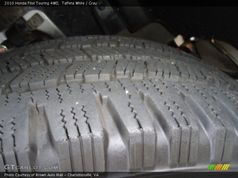 Taffeta White / Gray 2010 Honda Pilot Touring 4WD