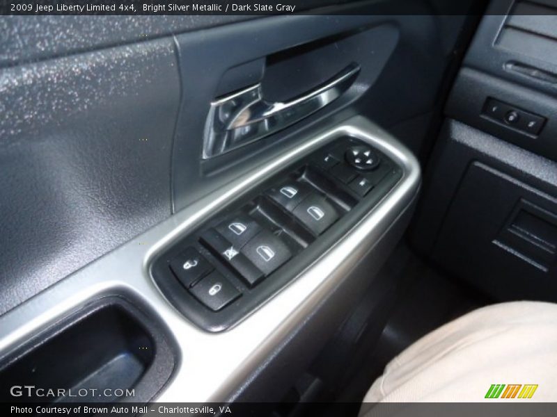 Bright Silver Metallic / Dark Slate Gray 2009 Jeep Liberty Limited 4x4