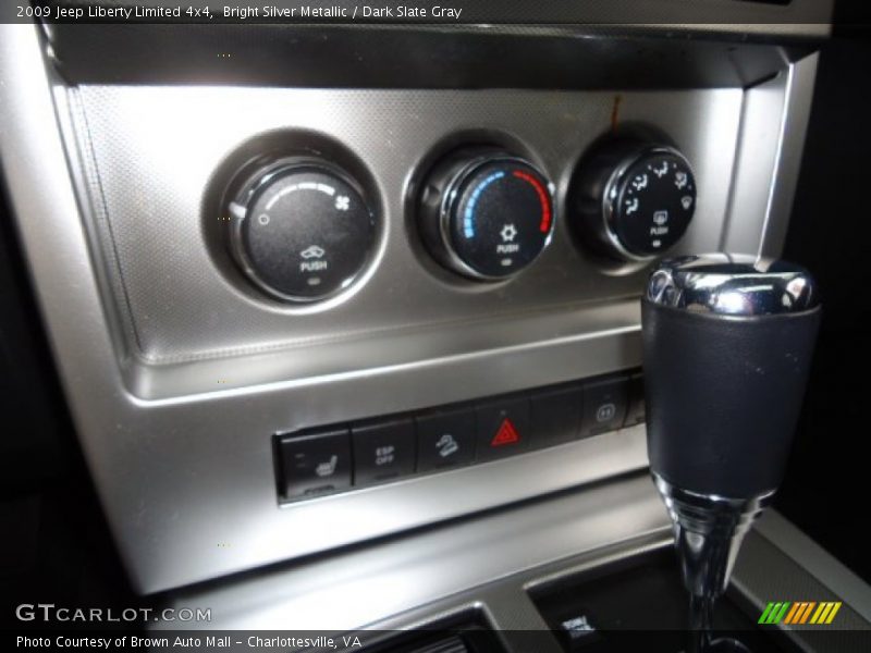 Bright Silver Metallic / Dark Slate Gray 2009 Jeep Liberty Limited 4x4