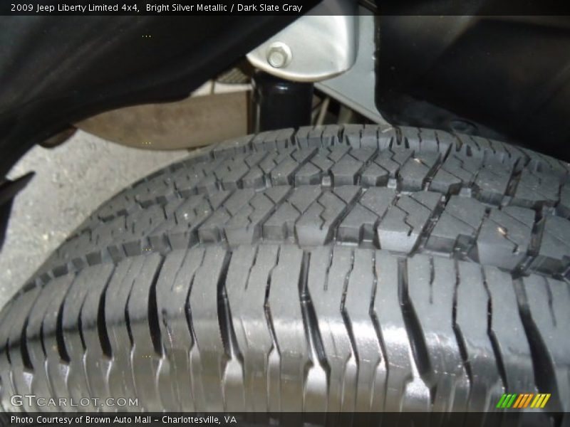 Bright Silver Metallic / Dark Slate Gray 2009 Jeep Liberty Limited 4x4
