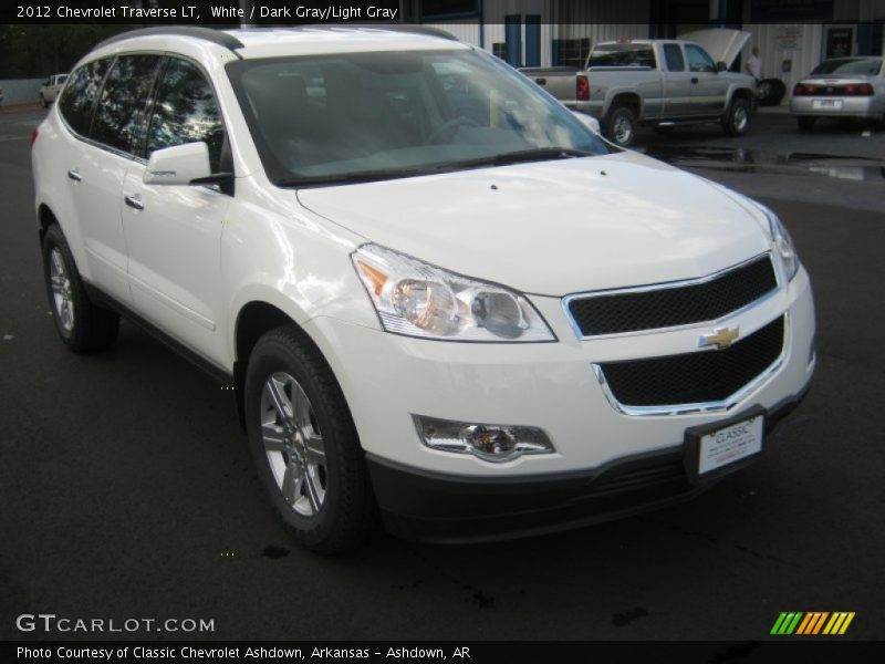 White / Dark Gray/Light Gray 2012 Chevrolet Traverse LT