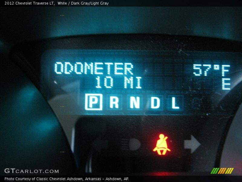White / Dark Gray/Light Gray 2012 Chevrolet Traverse LT