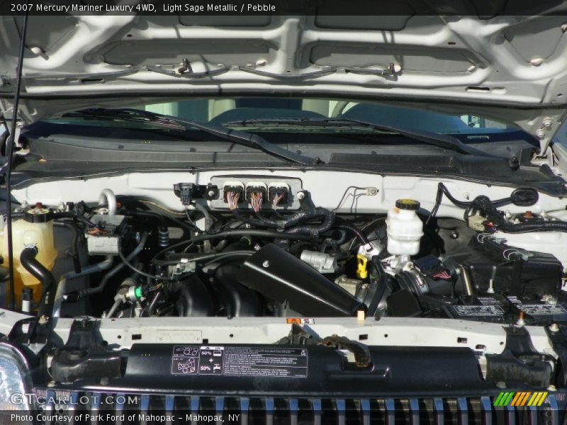 Light Sage Metallic / Pebble 2007 Mercury Mariner Luxury 4WD