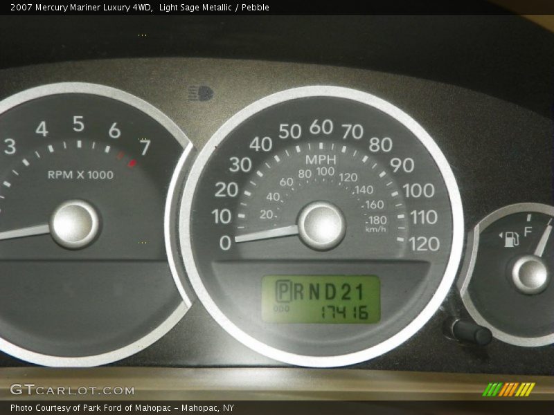 Light Sage Metallic / Pebble 2007 Mercury Mariner Luxury 4WD