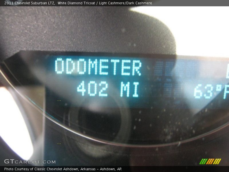 White Diamond Tricoat / Light Cashmere/Dark Cashmere 2011 Chevrolet Suburban LTZ