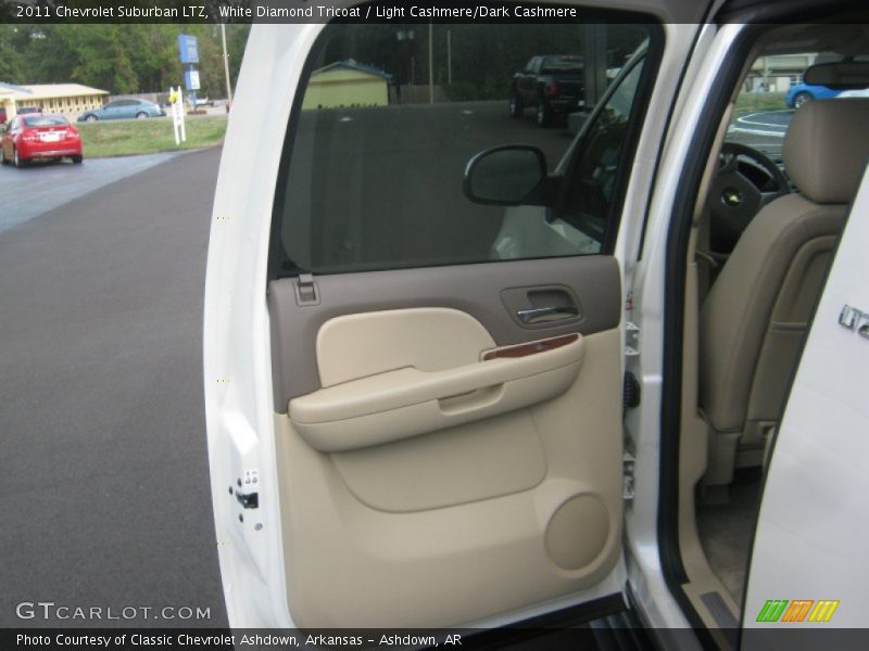 White Diamond Tricoat / Light Cashmere/Dark Cashmere 2011 Chevrolet Suburban LTZ