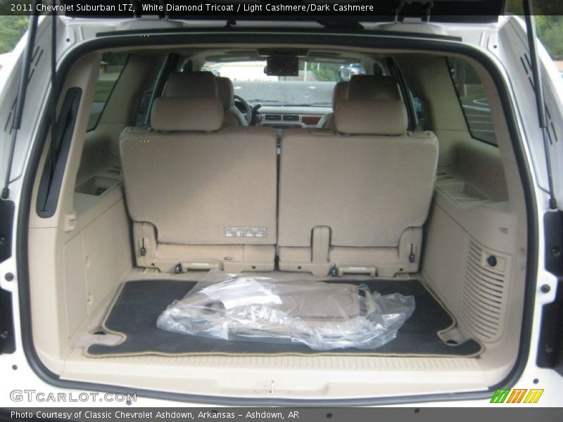 White Diamond Tricoat / Light Cashmere/Dark Cashmere 2011 Chevrolet Suburban LTZ