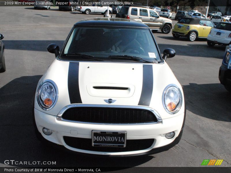 Pepper White / Checkered Carbon Black/Black 2009 Mini Cooper S Hardtop