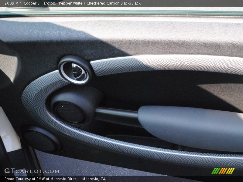 Pepper White / Checkered Carbon Black/Black 2009 Mini Cooper S Hardtop
