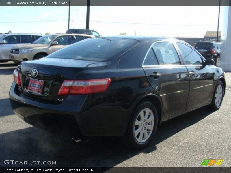 Black / Ash 2009 Toyota Camry XLE