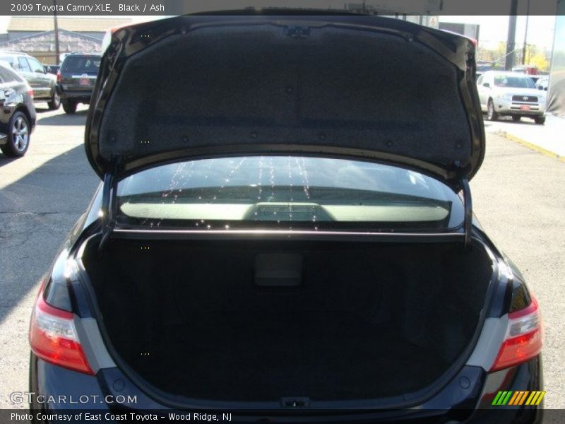 Black / Ash 2009 Toyota Camry XLE